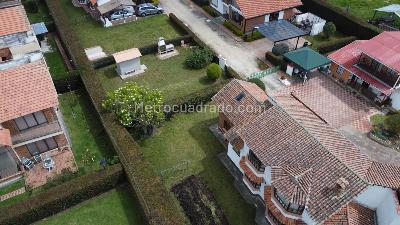 Casa de 4 alcobas en venta en Cerca De Piedra, Chía, 360 m² · foto 4 de 20