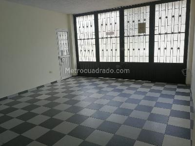 Casa de 5 alcobas en venta en Santa Catalina Ii, Bogotá, 210 m² · foto 12 de 15