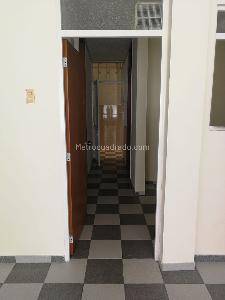Casa de 5 alcobas en venta en Santa Catalina Ii, Bogotá, 210 m² · foto 9 de 15