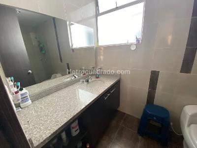 Apartamento en venta en Las Villas, Bogotá · foto 10 de 14