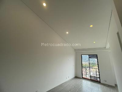 Apartamento en venta en La Siata, Chía · foto 3 de 10