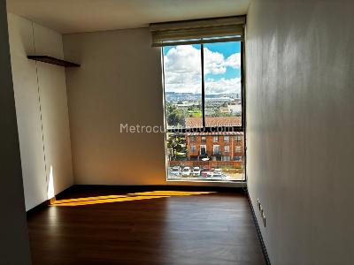 Apartamento de 3 alcobas en venta en Ciudad Salitre Nor Oriental, Bogotá, 122 m² · foto 13 de 20
