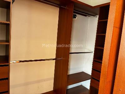 Apartamento de 3 alcobas en venta en Ciudad Salitre Nor Oriental, Bogotá, 122 m² · foto 17 de 20