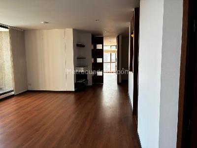 Apartamento de 3 alcobas en venta en Ciudad Salitre Nor Oriental, Bogotá, 122 m² · foto 3 de 20