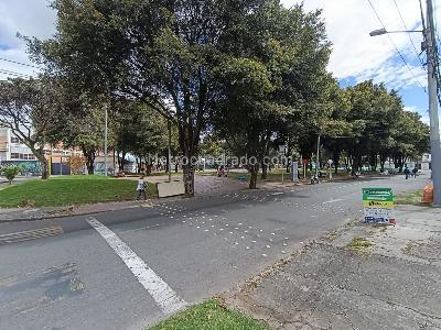 Casa de 5 alcobas en venta en Los Andes, Bogotá, 330 m² · foto 19 de 19