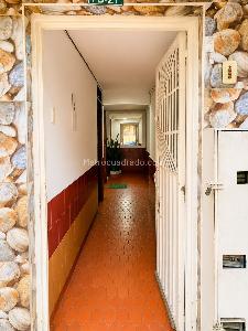 Casa de 5 alcobas en venta en Jose Maria Carbonel, Bogotá, 122 m² · foto 9 de 11