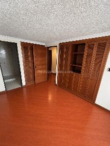 Apartamento de 2 alcobas en venta en Potosi Pontevedra, Bogotá, 72 m² · foto 11 de 18