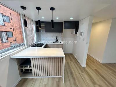 Apartaestudio en venta en Caobos Cedritos, Bogotá, 35 m² · foto 2 de 9