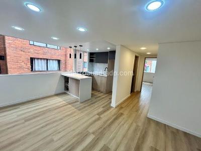 Apartaestudio en venta en Caobos Cedritos, Bogotá, 35 m² · foto 9 de 9