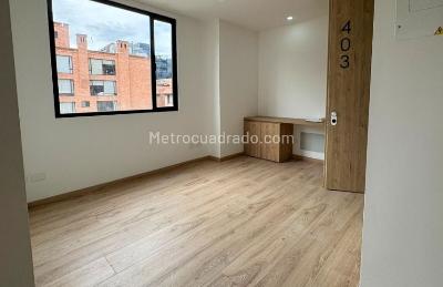 Apartamento de 1 alcoba en venta en Chico Norte Ii, Bogotá, 35 m² · foto 3 de 8