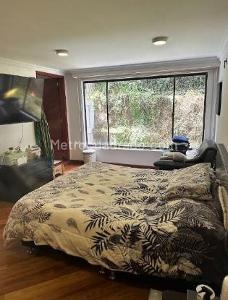 Apartamento de 3 alcobas en venta en Chico Los Rosales, Bogotá, 226 m² · foto 7 de 11