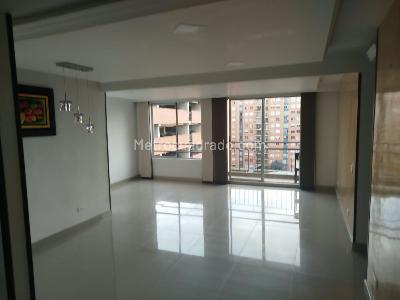 Apartamento de 3 alcobas en venta en Reserva De Las Americas, Bogotá, 76 m² · foto 2 de 18
