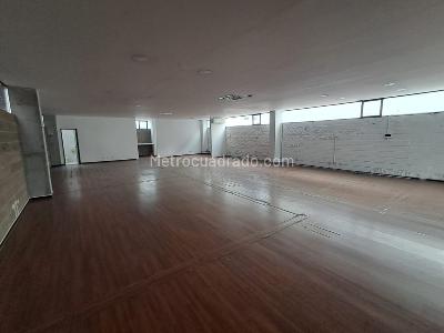 Casa de 1 alcoba en arriendo en Loma Del Escobero, Envigado, 705 m² · foto 10 de 20