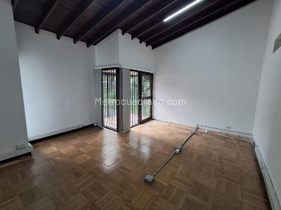 Casa en arriendo en El Poblado, Medellín · foto 7 de 20