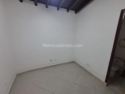 Casa en arriendo en El Poblado, Medellín · foto 10 de 20