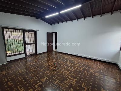 Casa en arriendo en El Poblado, Medellín · foto 12 de 20