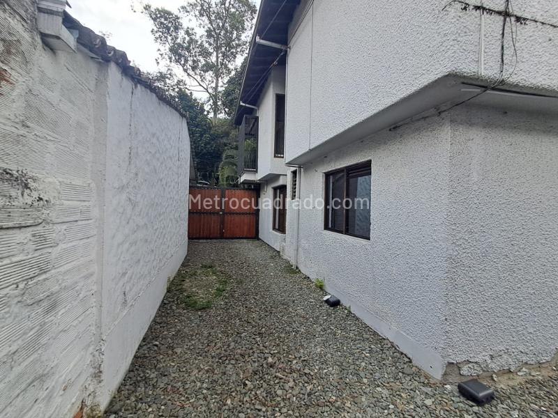 Commercial 5BR House in El Poblado - 4
