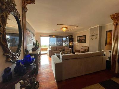 Apartamento de 3 alcobas en venta en Los Naranjos, Medellín, 226 m² · foto 15 de 16