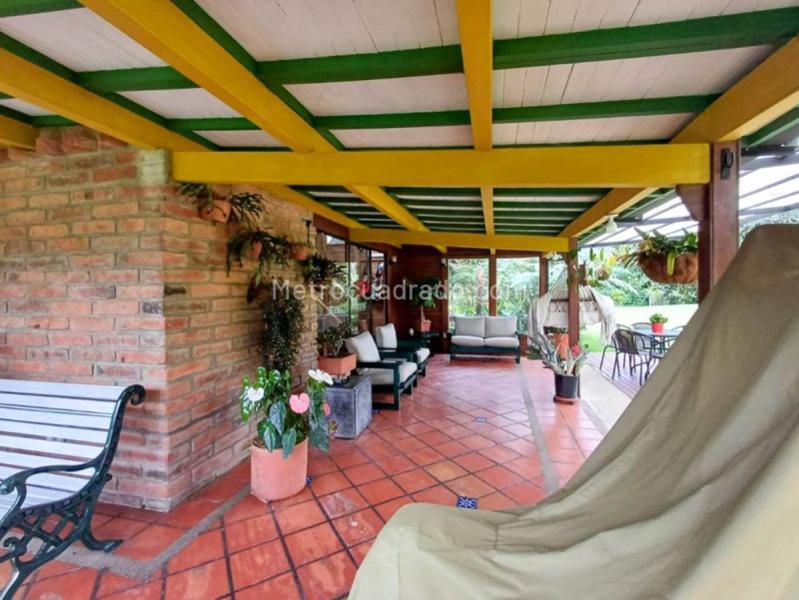 2BR House in Sajonia (200 m²) - 3