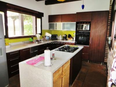 Casa de 3 alcobas en venta en Llano Grande, Rionegro, 420 m² · foto 12 de 20