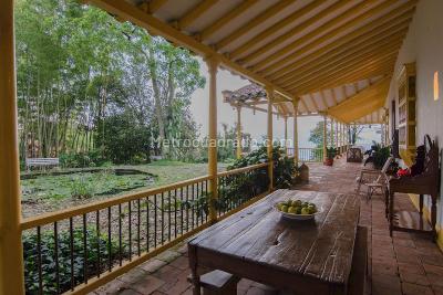 Casa de 5 alcobas en venta en El Poblado, Medellín, 600 m² · foto 5 de 20