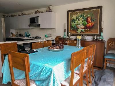 Casa de 3 alcobas en venta en Rionegro, Rionegro, 185 m² · foto 3 de 8