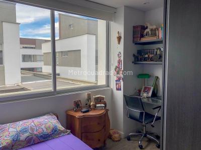 Casa de 3 alcobas en venta en Rionegro, Rionegro, 185 m² · foto 7 de 8
