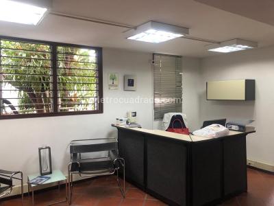 Casa de 5 alcobas en venta en El Poblado, Medellín, 258 m² · foto 16 de 16