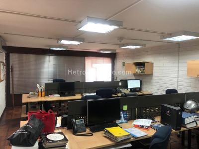 Casa de 5 alcobas en venta en El Poblado, Medellín, 258 m² · foto 3 de 16