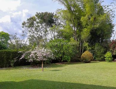Casa de 4 alcobas en venta en Llano Grande, Rionegro, 348 m² · foto 3 de 15