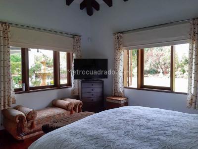 Casa de 4 alcobas en venta en Llano Grande, Rionegro, 348 m² · foto 6 de 15