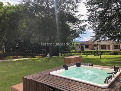 Casa de 4 alcobas en venta en Llano Grande, Rionegro, 310 m² · foto 13 de 13