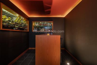 Casa de 5 alcobas en venta en El Esmeraldal, Envigado, 1077 m² · foto 4 de 18