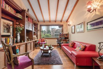 Casa de 4 alcobas en venta en El Tesoro, Medellín, 440 m² · foto 11 de 17