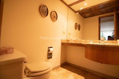 Apartamento de 3 alcobas en venta en Astorga, Medellín, 233 m² · foto 16 de 18
