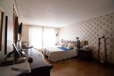 Apartamento de 3 alcobas en venta en Astorga, Medellín, 233 m² · foto 3 de 18
