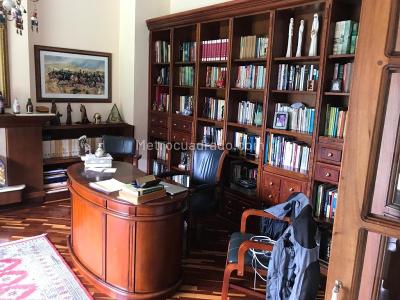 Casa de 4 alcobas en venta en Altos Del Poblado, Medellín · foto 5 de 14
