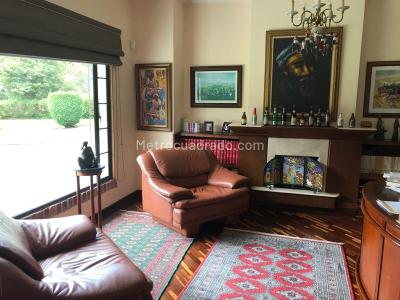 Casa de 4 alcobas en venta en Altos Del Poblado, Medellín · foto 8 de 14