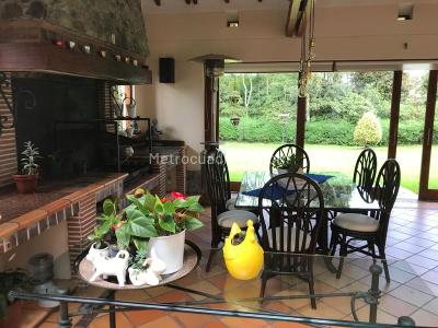 Casa de 4 alcobas en venta en Altos Del Poblado, Medellín · foto 12 de 14