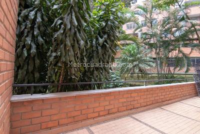 Apartamento en venta en El Poblado, Medellín · foto 4 de 20