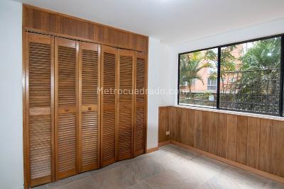 Apartamento en venta en El Poblado, Medellín · foto 5 de 20