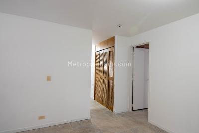 Apartamento en venta en El Poblado, Medellín · foto 7 de 20