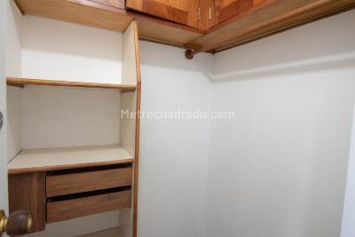 Apartamento en venta en El Poblado, Medellín · foto 8 de 20