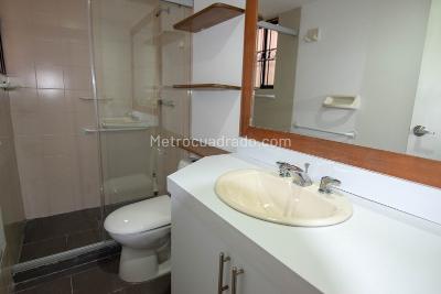 Apartamento en venta en El Poblado, Medellín · foto 20 de 20