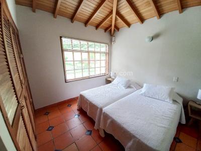 Casa de 3 alcobas en venta en Rionegro, Rionegro, 380 m² · foto 9 de 20