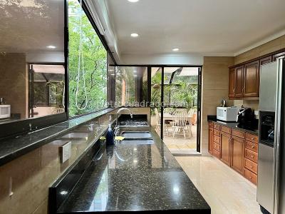Apartamento de 4 alcobas en venta en El Poblado, Medellín, 316 m² · foto 11 de 20