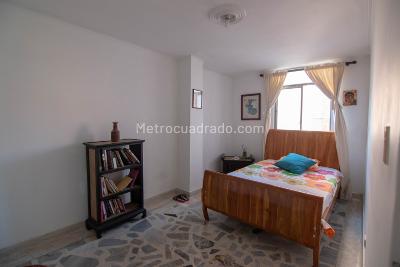 Apartamento de 4 alcobas en venta en Laureles, Medellín, 154 m² · foto 6 de 18