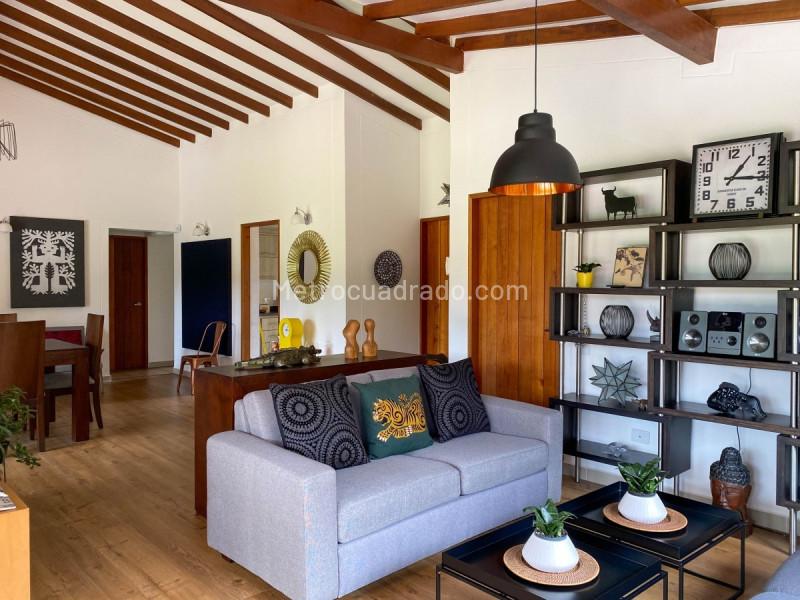 4BR Finca in Llano Grande (290 m²) - 4