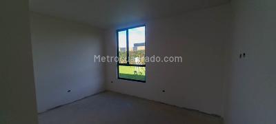 Casa de 4 alcobas en venta en Llano Grande, Rionegro, 322 m² · foto 10 de 13