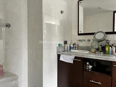 Apartamento de 5 alcobas en venta en Patio Bonito, Medellín, 306 m² · foto 12 de 19